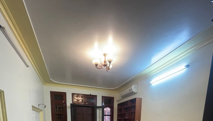 CHO THUÊ NHÀ NGÕ 189 NGUYỄN NGỌC VŨ, 5 TẦNG, 45M2, 4 NGỦ, 4 WC, 15 TRIỆU